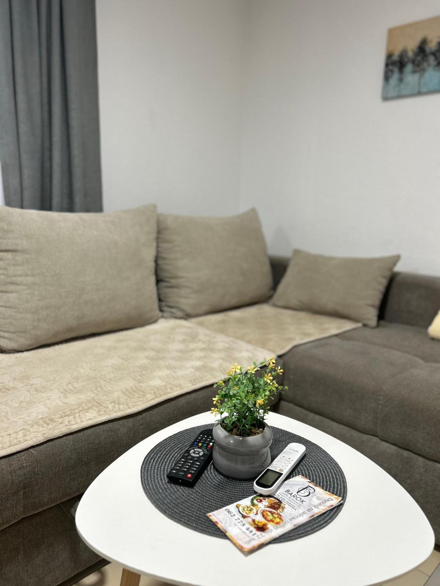 Apartmani Star Tuzla Extérieur photo